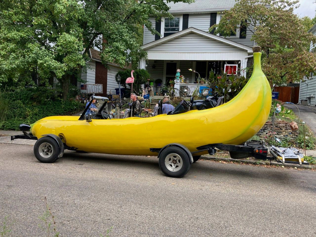 Big Banana Car in Columbus Guest Blog Ruth E. Hendricks Photography